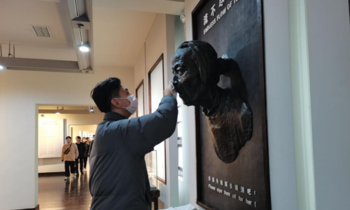 图片3_副本.png 图片3_副本.png