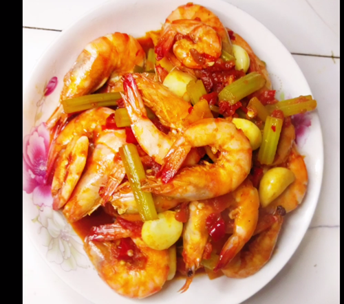 20级张星竹同学作品_副本.png 20级张星竹同学作品_副本.png