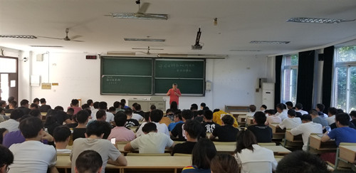 电信系主任王高山讲话_副本.jpg 电信系主任王高山讲话_副本.jpg